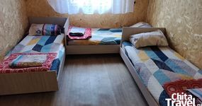 Дом №25 (3-х местный) - 3 односпальные кровати, стол, стулья (июль 2025).