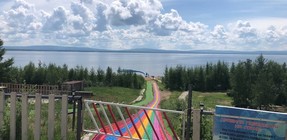 Горка с тюбингами