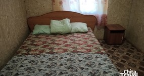 Дом №11 (комната 3 - 2 места) - 2-х спальная кровать, тумбочка, холодильник, эл.чайник, стол, стулья (июнь 2025).