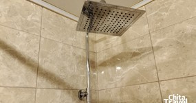 Сан.узел - раковина, унитаз, душ.