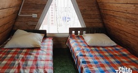 2 этаж: двуспальная кровать и 2 односпальные кровати в стиле "Лофт" (июнь 2025).