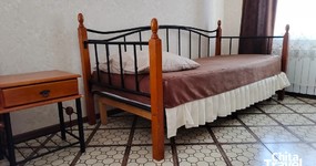 2 односпальные кровати, ТВ плазма. прикроватные тумбочки, эл.чайник (май 2025).